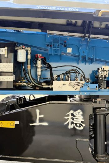 32m直臂輪胎高空作業車